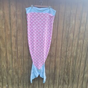 Seaworld Pastel Pink And Blue Mermaid Tail Blanket
